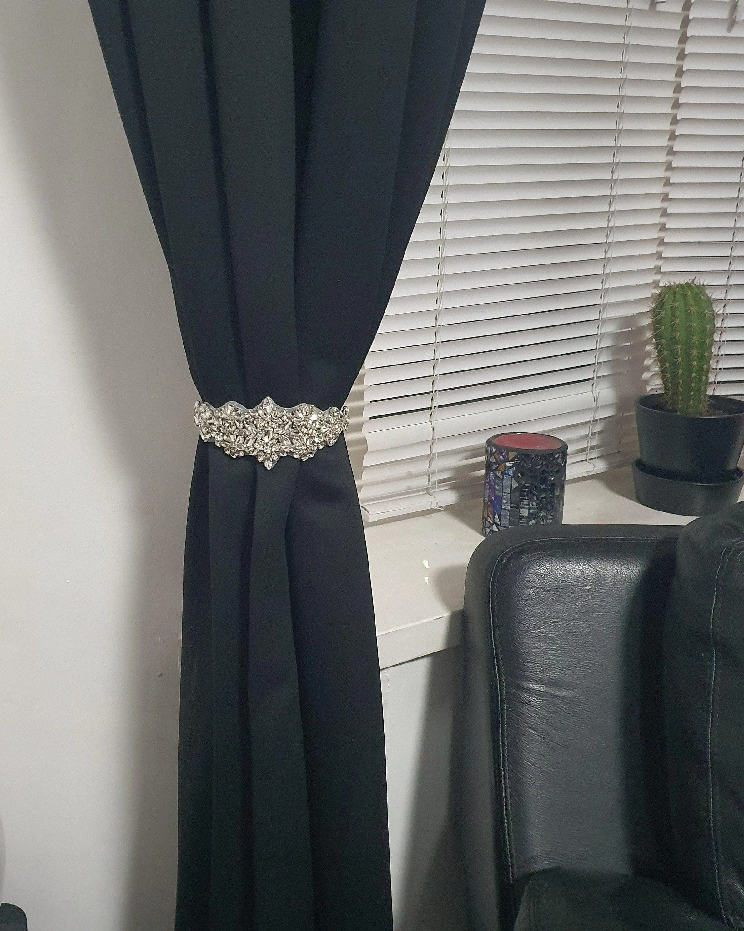 Crystal Tie Backs Curtains hold backs, magnetic holder by Crystal wedding uk