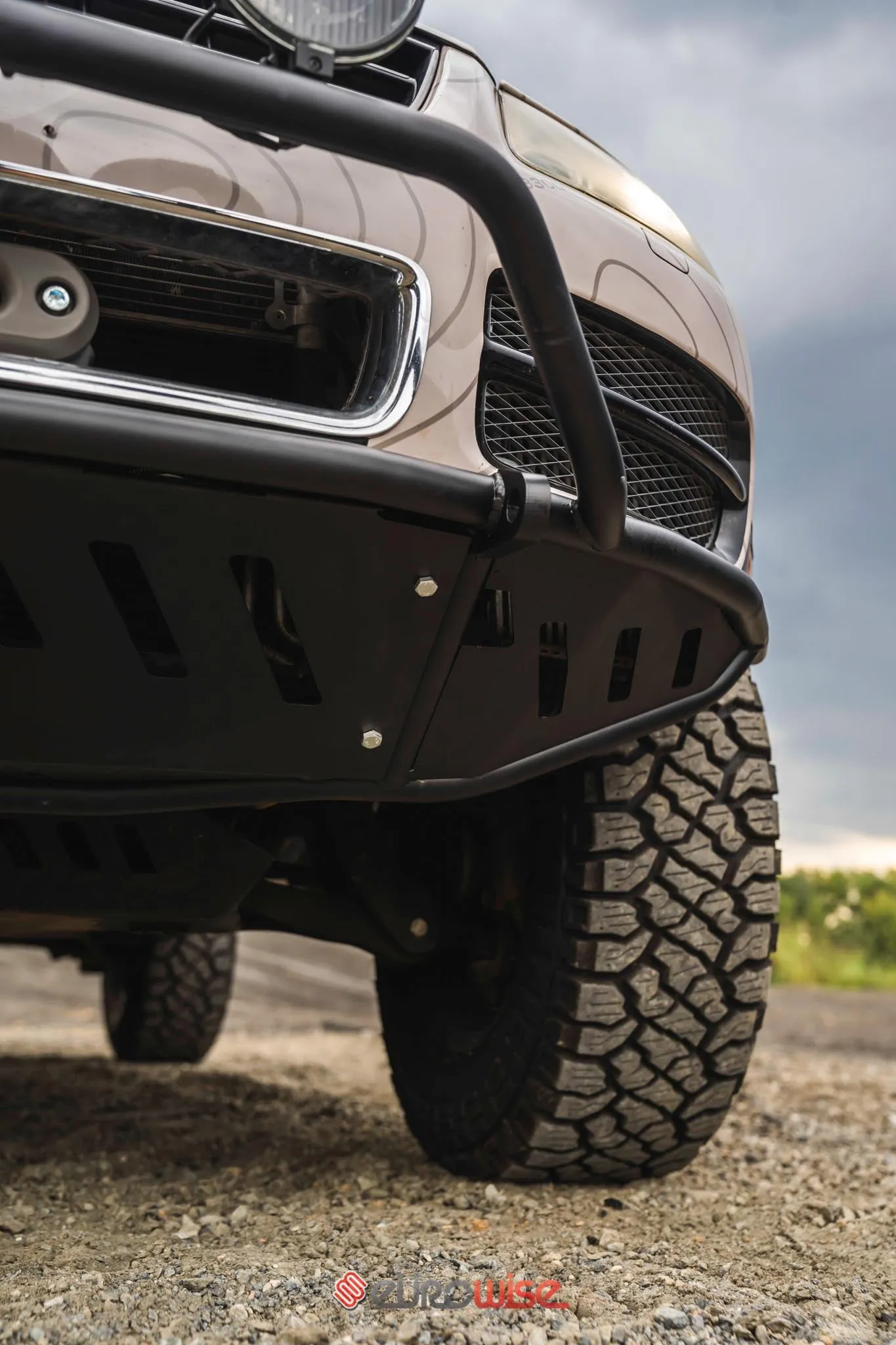 GEN 1 - TUBULAR FRONT BUMPER T1 - TOUAREG (2002-2008)