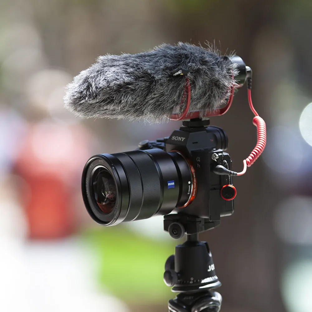 Rode VideoMic Go Microphone Kit (Mic   DeadCat) - Bundle